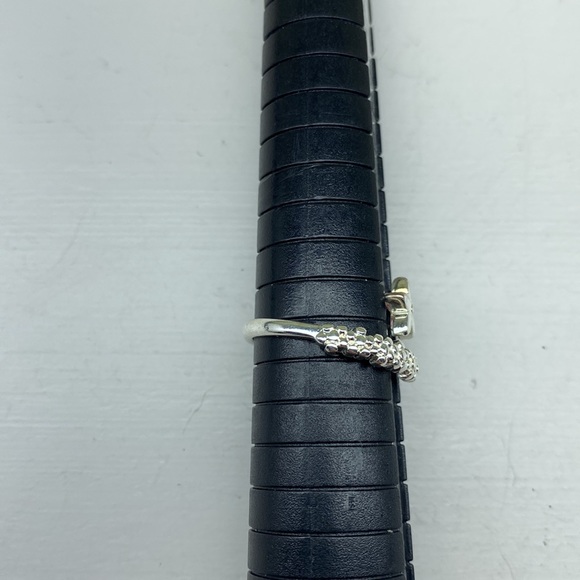 Sterling Silver Adjustable Flower and Pebble Design Spring Ring - Picture 2 of 7